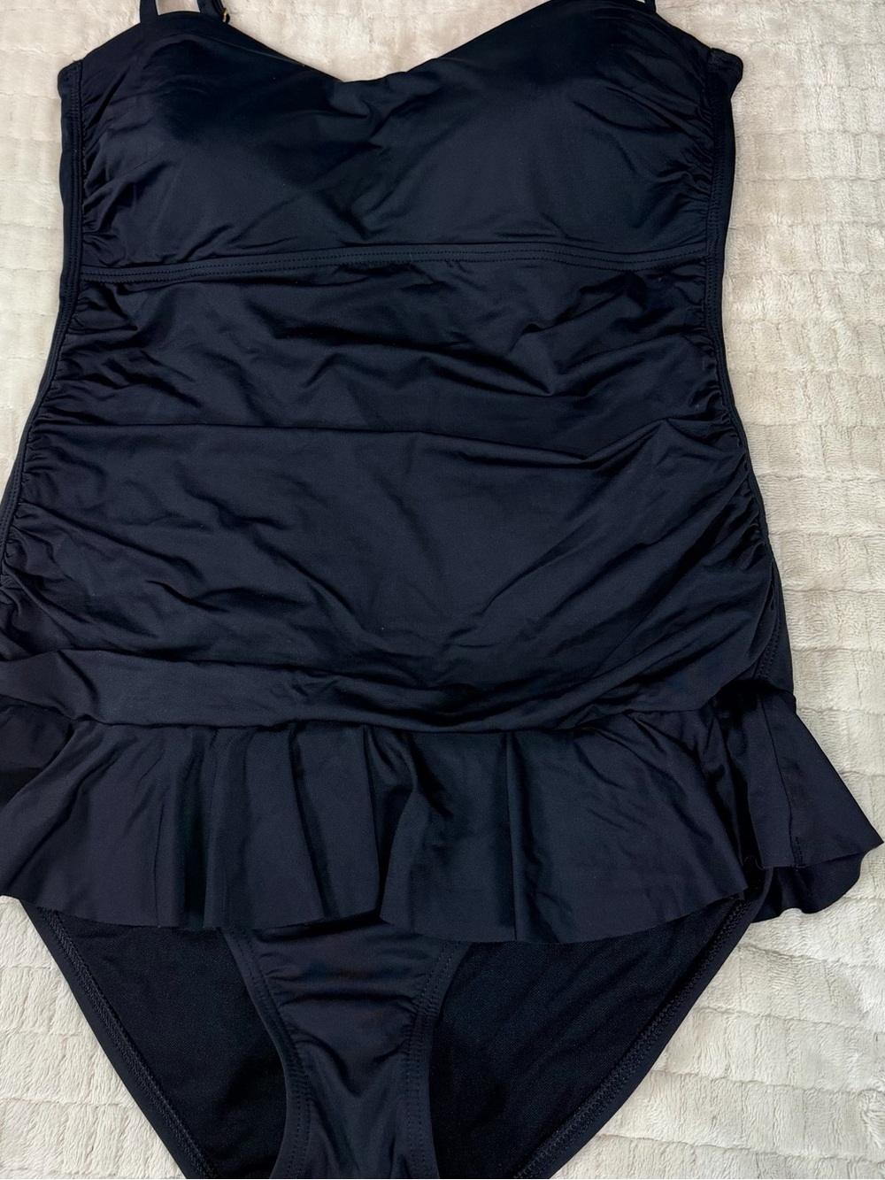 Tommy Bahama Size 12 Black Ruched Skirted One Piece Swimsuit Tummy Control - Picture 3 of 10